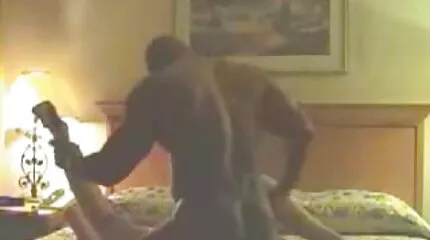 Nöje Tomm amanda svensk porr Pist Pistol designad Röv vid poolen.