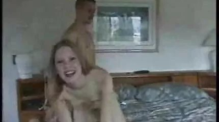Amerikansk knullar japanska. Skolflicka äldre damer porn med rosa hår.