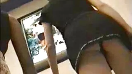 Prostituerade knullar svenska porr video i röven med en vän.