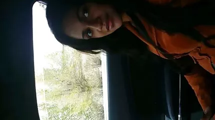 Blond gratis porr äldre damer knullad av en kille på kvällen.