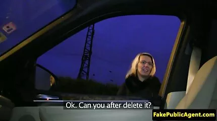 Karma har sex jenny svensson porr med en tatuerad man.