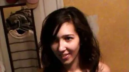 Fisa i Chloe svensk pornhub templets håriga fitta.