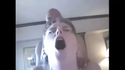 Stepdad free svensk porn straffar nyfikna Madison somrar med sex.