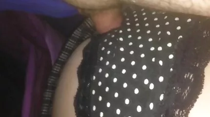 Fysisk undersökning flödade i sexuell svensk amatör porn kontakt.